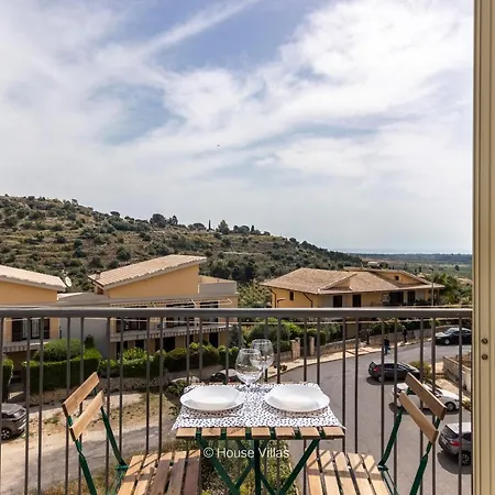 Appartement House&villas - Owl Casa Vacanze In Centro Noto