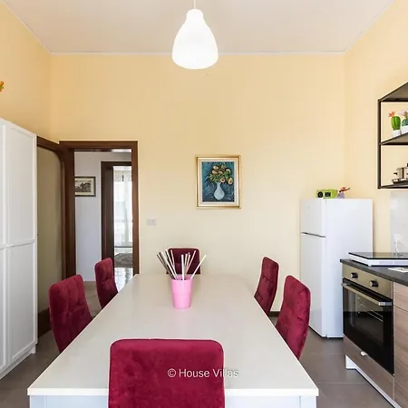 Appartamento Owl Casa Vacanze In Centro Noto